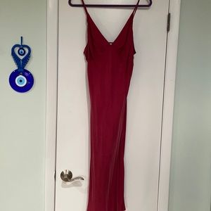 August the label silk maxi size medium